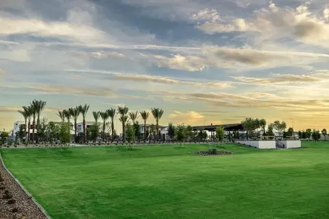 View/Area - 10262 E Ulysses Ave, Mesa, AZ 85212 photo 5 of 10
