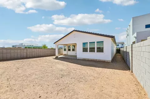 Exterior - 10262 E Ulysses Ave, Mesa, AZ 85212 photo 5 of 8