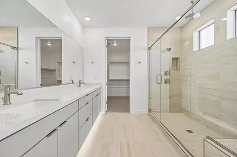 Bath - 10262 E Ulysses Ave, Mesa, AZ 85212 photo 1 of 1