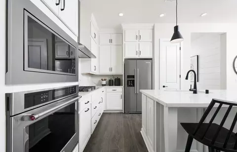 Kitchen - 23663 Shoal Dr, Corona, CA 92883 photo 1 of 2