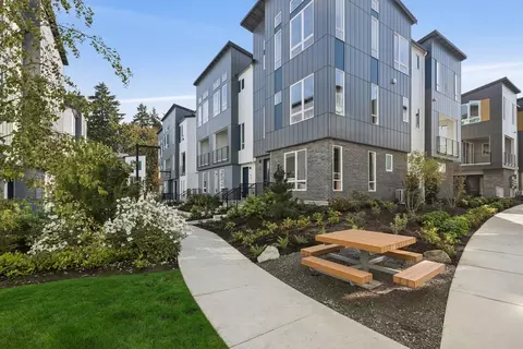 12255 138th Pl NE #BLDG 17-101, Redmond, WA 98052