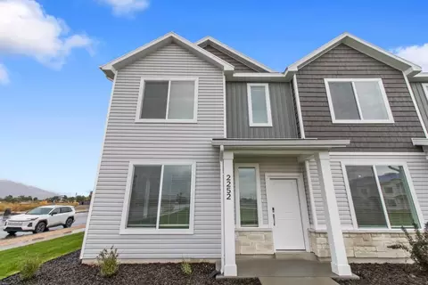 2252 W 1400 N, Farr West, UT 84404