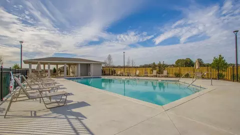 Exterior - 318 Callie Dr, Crestview, FL 32536 photo 2 of 4