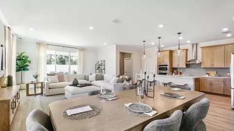 Dining - 7035 Berwick Cir, Labelle, FL 33935 photo 1 of 2