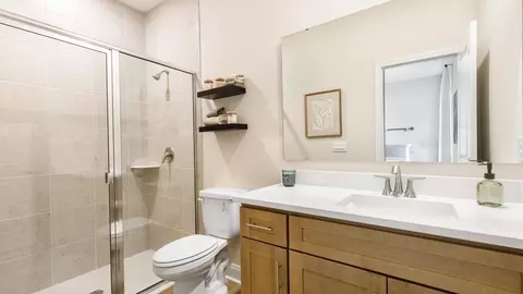 Bath - 7035 Berwick Cir, Labelle, FL 33935 photo 1 of 3