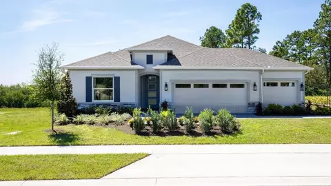 Exterior - 7035 Berwick Cir, Labelle, FL 33935 photo 6 of 8
