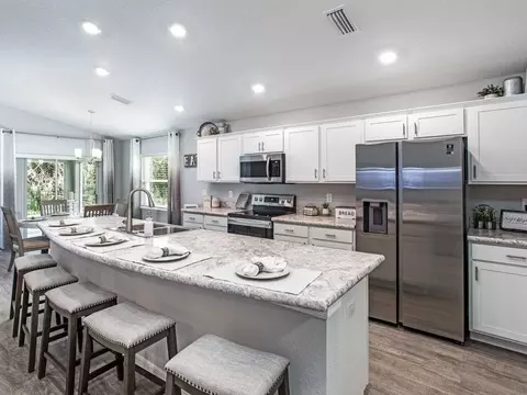 Kitchen - 16141 59th Ct E, Parrish, FL 34219 photo 2 of 4