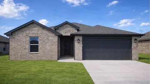 1213 E Ruger Ln, Mustang, OK 73064