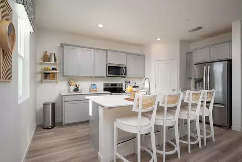 Kitchen - 208 Nadine St, Merced, CA 95341 photo 3 of 4