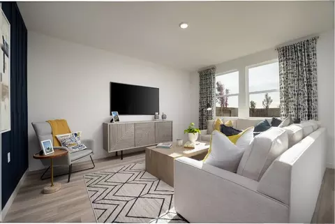 Living - 208 Nadine St, Merced, CA 95341 photo 1 of 2