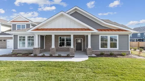 2206 Edwin Dr, Chesapeake, VA 23322