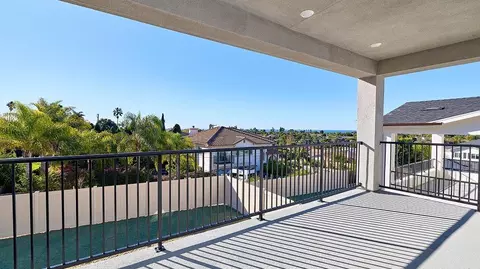 Exterior - 1448 Avocado Rd, Oceanside, CA 92054 photo 2 of 4
