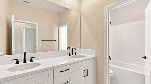 Bath - 16025 Willows Ct, Whittier, CA 90604 photo 4 of 6