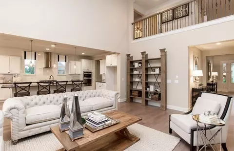 Living - 910 Arthur Trl, Aurora, OH 44202 photo 1 of 3