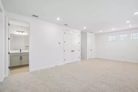 Bedroom - 8928 Deep Horizon Loop, Parrish, FL 34219 photo 4 of 6