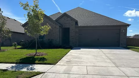 400 Campfield Dr, Caddo Mills, TX 75135