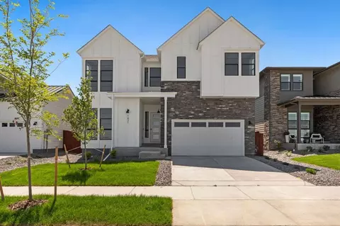 Exterior - 1554 Winter Glow Dr, Windsor, CO 80550 photo 11 of 17