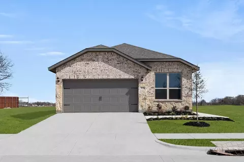 8216 Kingfisher Rd, Aubrey, TX 76227