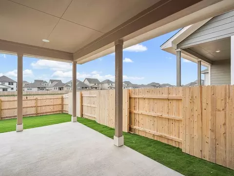 Exterior - 114 Kays Path, Georgetown, TX 78626 photo 9 of 13