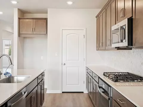 Kitchen - 114 Kays Path, Georgetown, TX 78626 photo 1 of 4