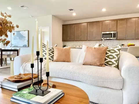Living - 114 Kays Path, Georgetown, TX 78626 photo 2 of 12