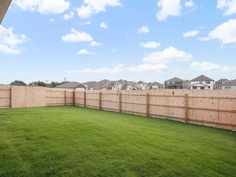 Exterior - 114 Kays Path, Georgetown, TX 78626 photo 10 of 13