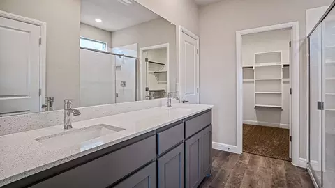Bath - 1935 Jackson St, Cleburne, TX 76033 photo 1 of 12