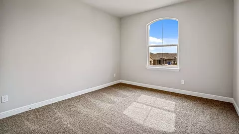 Bedroom - 1935 Jackson St, Cleburne, TX 76033 photo 6 of 18