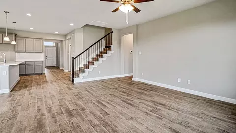 Living - 1935 Jackson St, Cleburne, TX 76033 photo 2 of 3