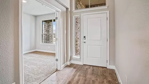Entry Way - 1935 Jackson St, Cleburne, TX 76033 photo 2 of 8