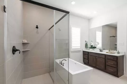 Bath - 325 Vale Run, Kyle, TX 78640 photo 5 of 5