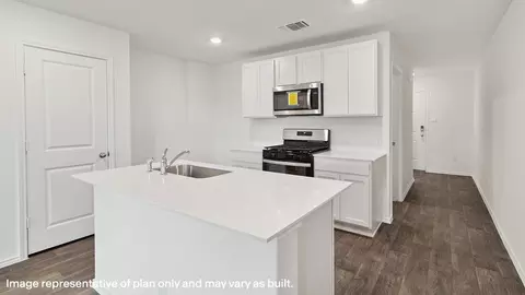 Kitchen - 4907 Iguana, Converse, TX 78109 photo 1 of 13