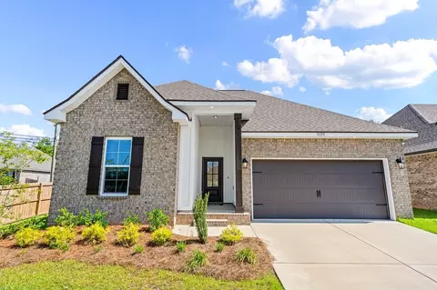 Exterior - 8395 Eagle Pointe Rd, Pensacola, FL 32526 photo 2 of 3