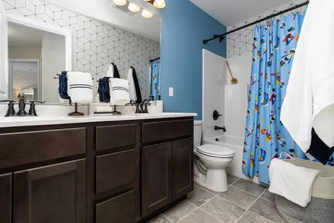 Bath - 8765 Bo St, Plainfield, IN 46168 photo 1 of 2
