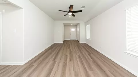 Living - 22463 Ringtail Rd, Splendora, TX 77372 photo 2 of 4