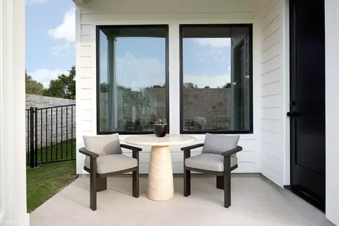8008 Bird Song Cir, Austin, TX 78745