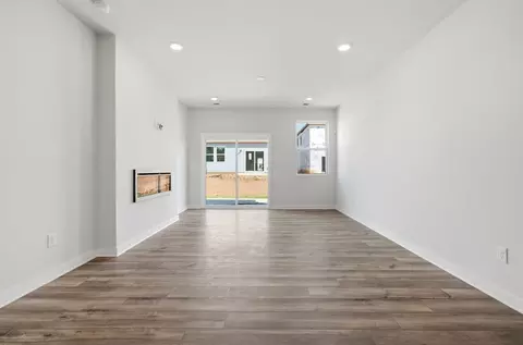 Living - 2935 31st St NE, Hickory, NC 28601 photo 1 of 2