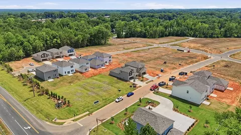 View/Area - 2935 31st St NE, Hickory, NC 28601 photo 1 of 7