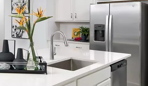 Kitchen - 2401 Twin Rivers Trl, Parrish, FL 34219 photo 2 of 3