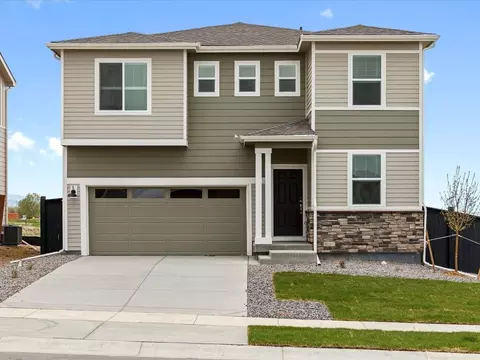6892 Quail Ave, Longmont, CO 80504