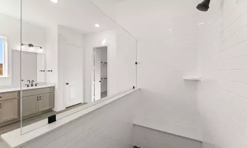 Bath - 2233 Switchgrass Dr, Argyle, TX 76226 photo 3 of 6