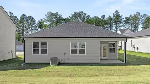 Exterior - 108 Oakchase Park Ln, Hampton, GA 30228 photo 2 of 6