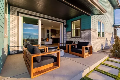 Exterior - 20763 E 57th Ave, Aurora, CO 80019 photo 14 of 15