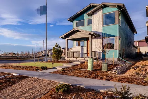 Exterior - 20763 E 57th Ave, Aurora, CO 80019 photo 5 of 15
