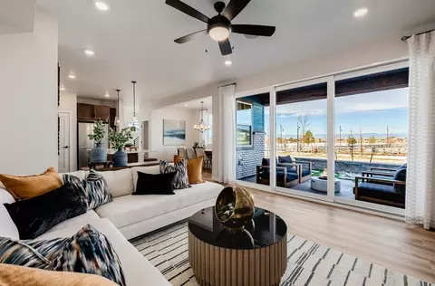 Living - 20763 E 57th Ave, Aurora, CO 80019 photo 6 of 9