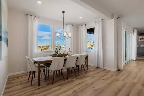 Dining - 20763 E 57th Ave, Aurora, CO 80019 photo 2 of 6