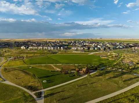 View/Area - 20763 E 57th Ave, Aurora, CO 80019 photo 2 of 8