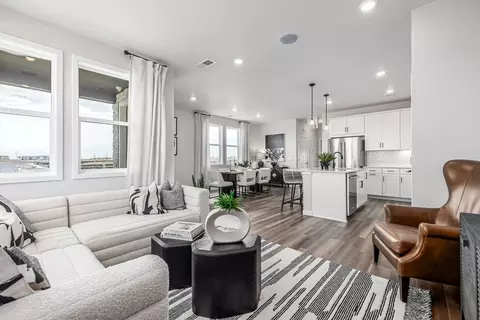 Living - 20763 E 57th Ave, Aurora, CO 80019 photo 3 of 9