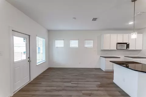 Living - 5219 Marliese Peak, Von Ormy, TX 78073 photo 3 of 5