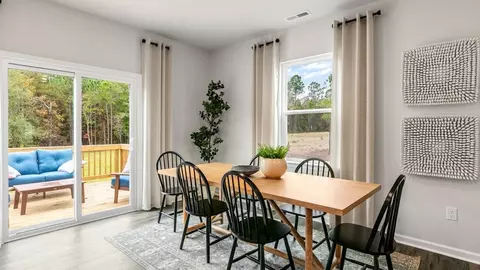 Dining - 49 Calebs Corner Pl, Spring Lake, NC 28390 photo 3 of 3